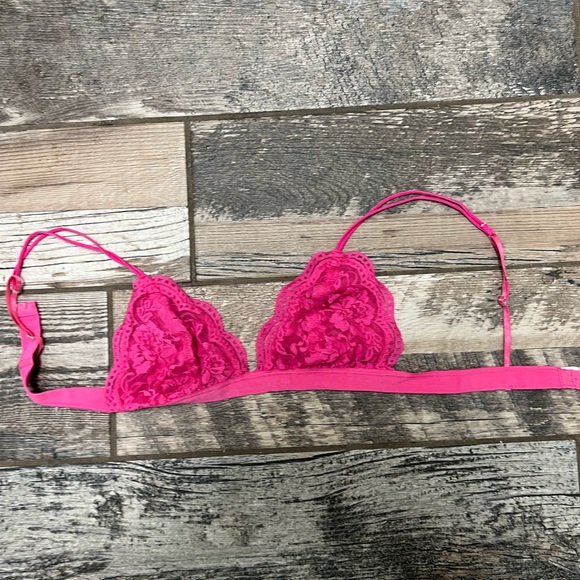 Other - Lacey Pink Bralette—Size Medium